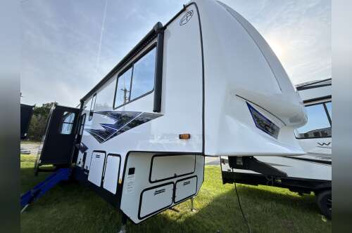 2027 Forest River ROGUE ARMORED 351G2 in concord NC
