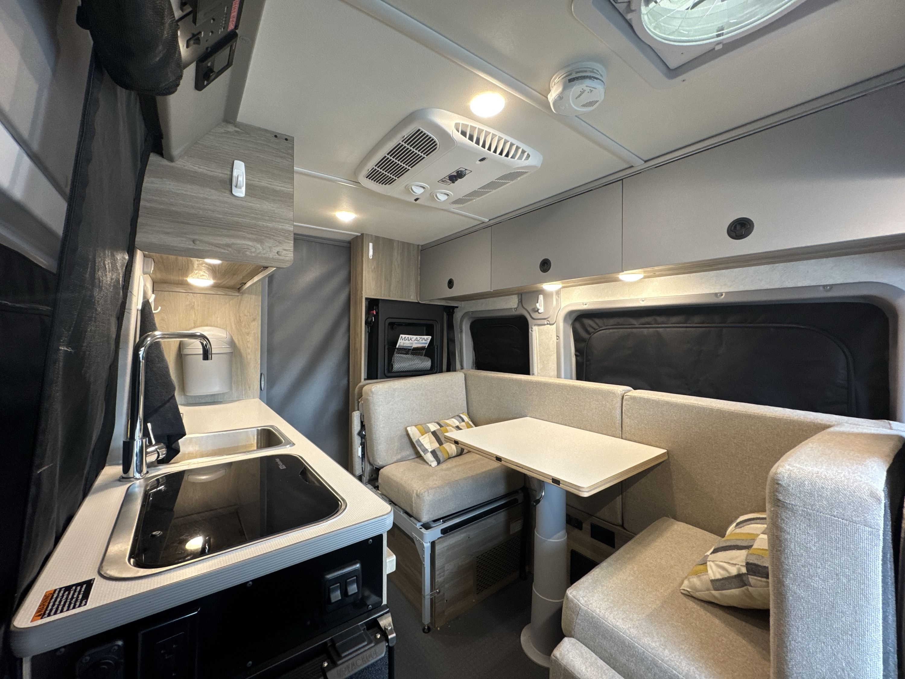 2025 Winnebago SOLIS POCKET 36B in kingston NY