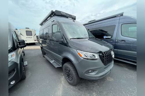 2027 Winnebago REVEL 44E in greenwood IN