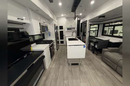 2027 Jayco PINNACLE 32RLTS in colton CA