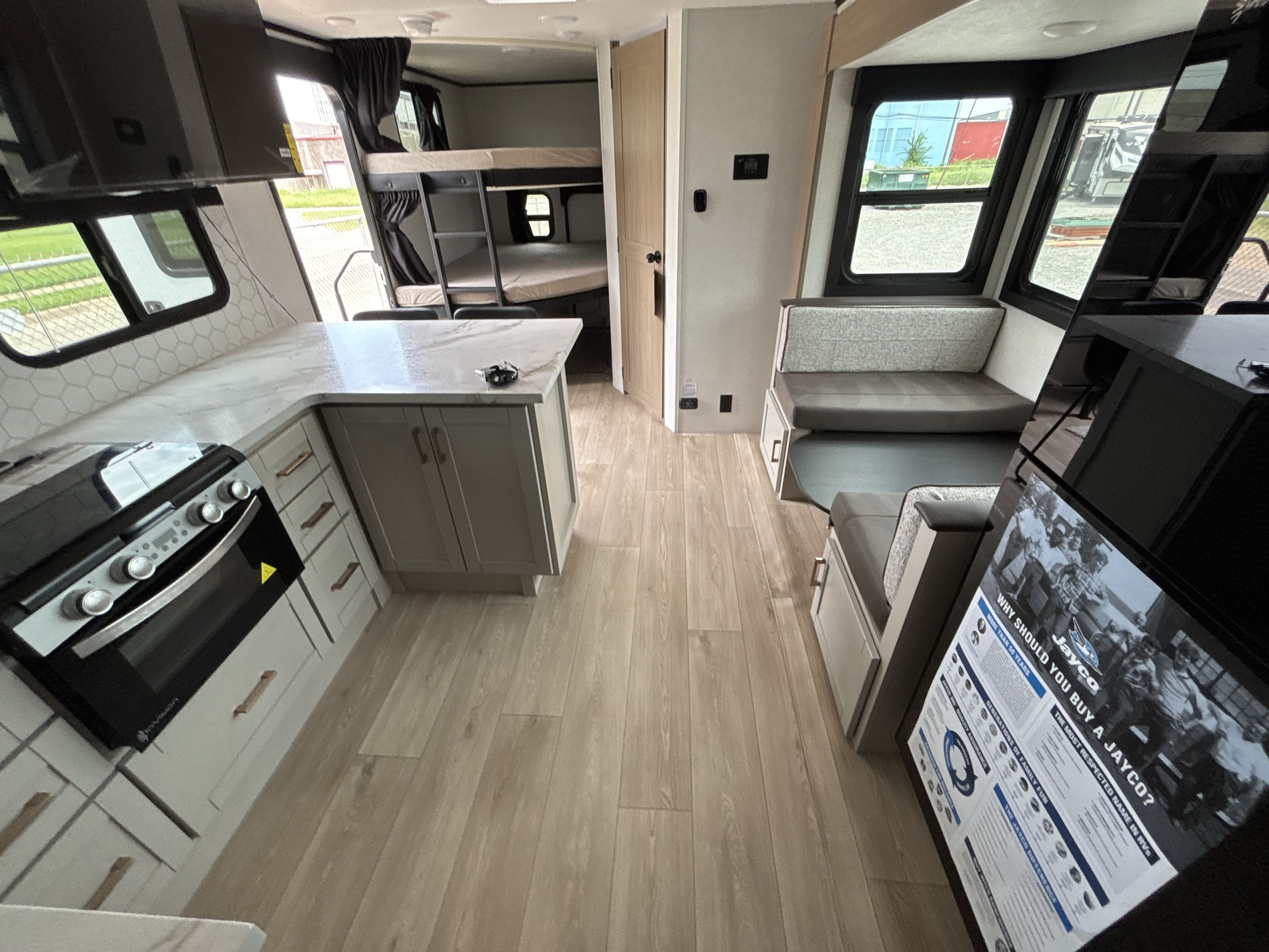 2027 Jayco JAY FEATHER 25BH in sherman TX