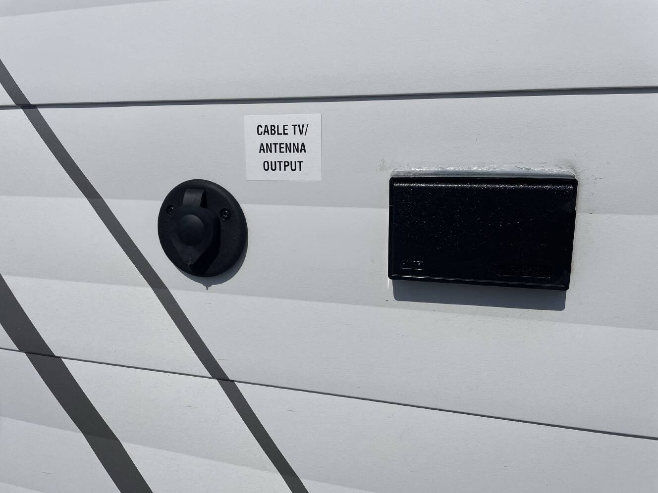 A photo of this 2027 Jayco JAY FLIGHT 261BHS