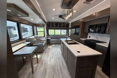 2026 Keystone MONTANA HIGH COUNTRY 290RL in little falls MN
