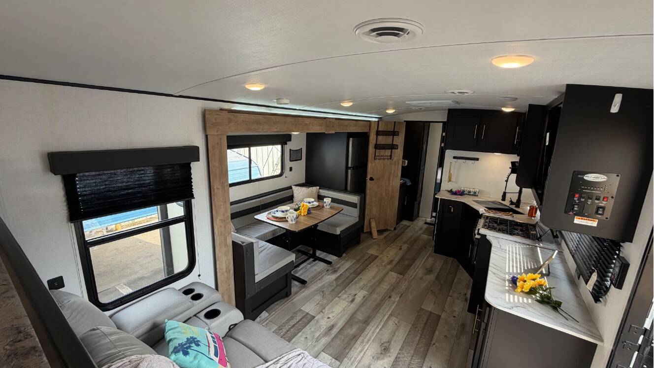 A photo of this 2023 Keystone SPRINGDALE 286BHU