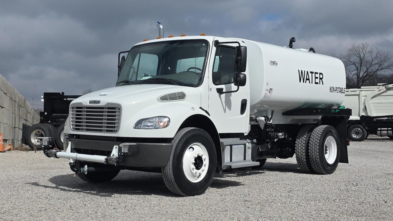 2020 FREIGHTLINER BUSINESS CLASS M2 106 in Cinnaminson, NJ