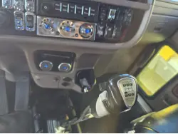 2014 PETERBILT 388