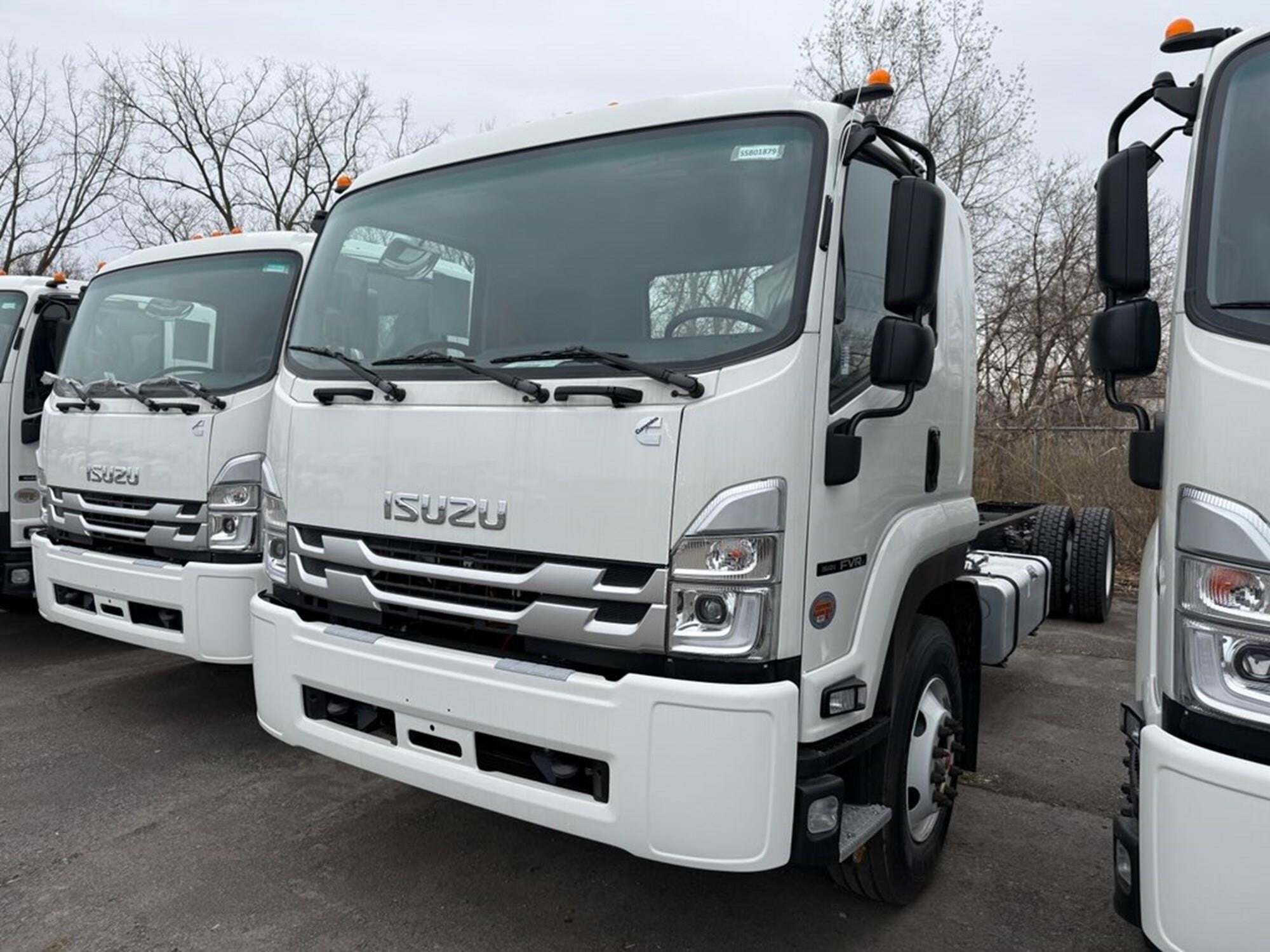 2025 ISUZU FVR in Liverpool, NY
