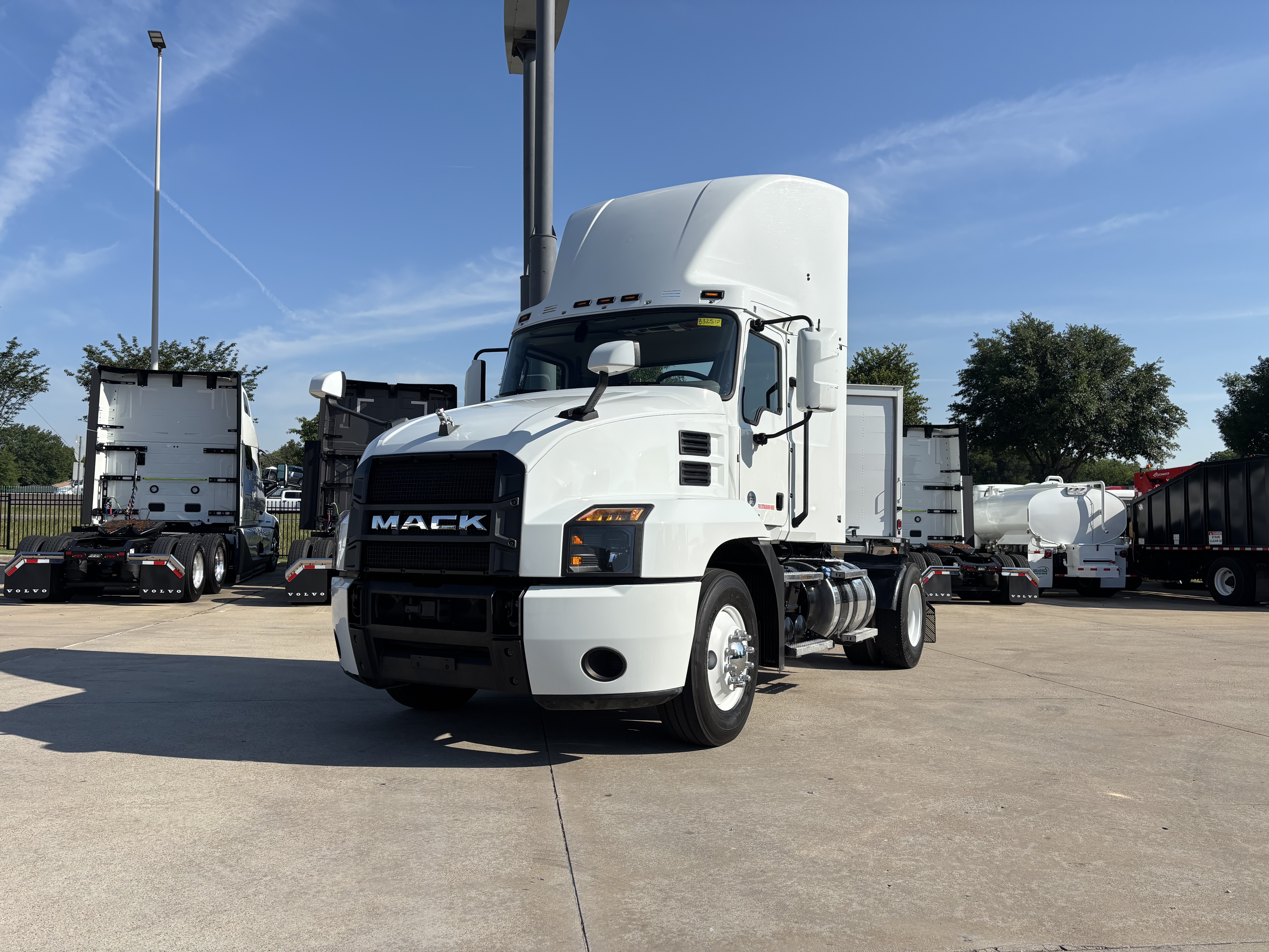 2022 MACK ANTHEM 42T in Dallas, TX