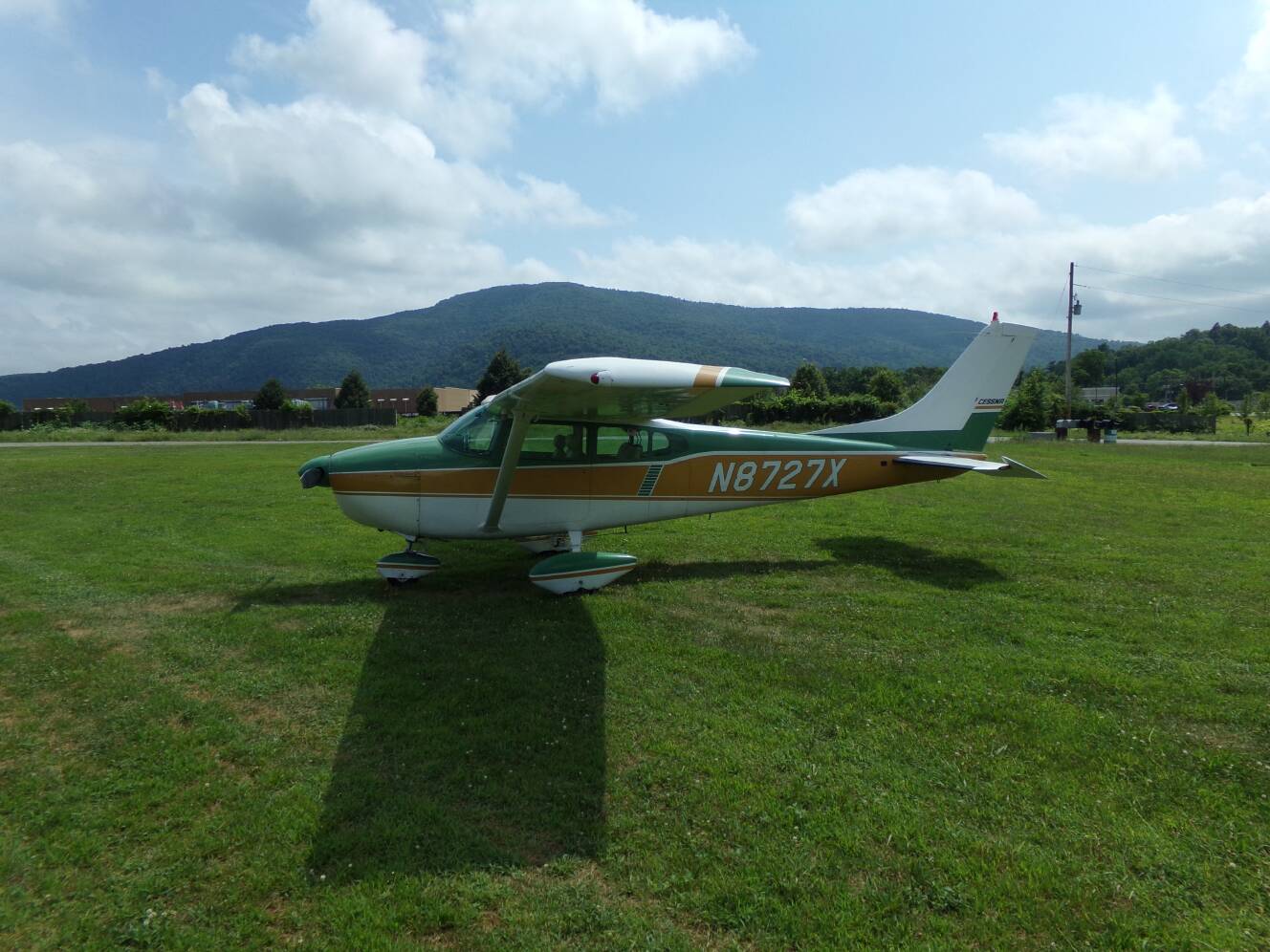 A photo of this 1961 Cessna 182