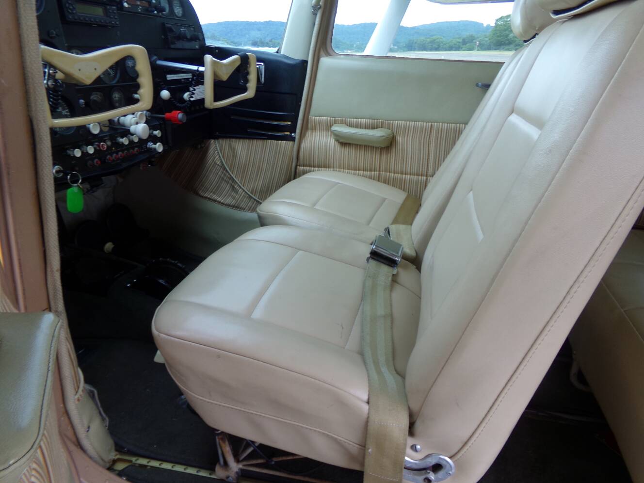 A photo of this 1961 Cessna 182