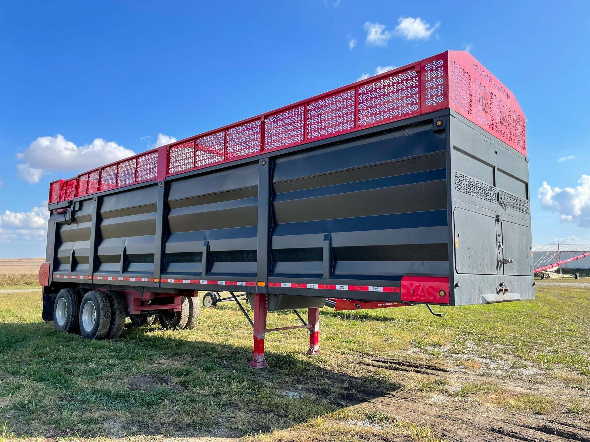 2027 MAS TRAILERS 38 FT in Henderson, IA