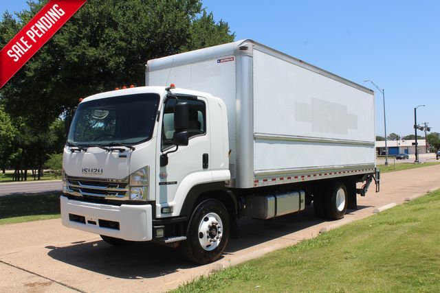 2019 ISUZU FTR 24' Box Truck with Liftgate in Irving, TX