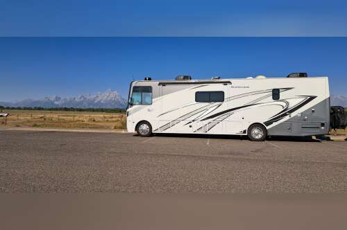 2023 Thor Motor Coach HURRICANE 34R in arlington TX
