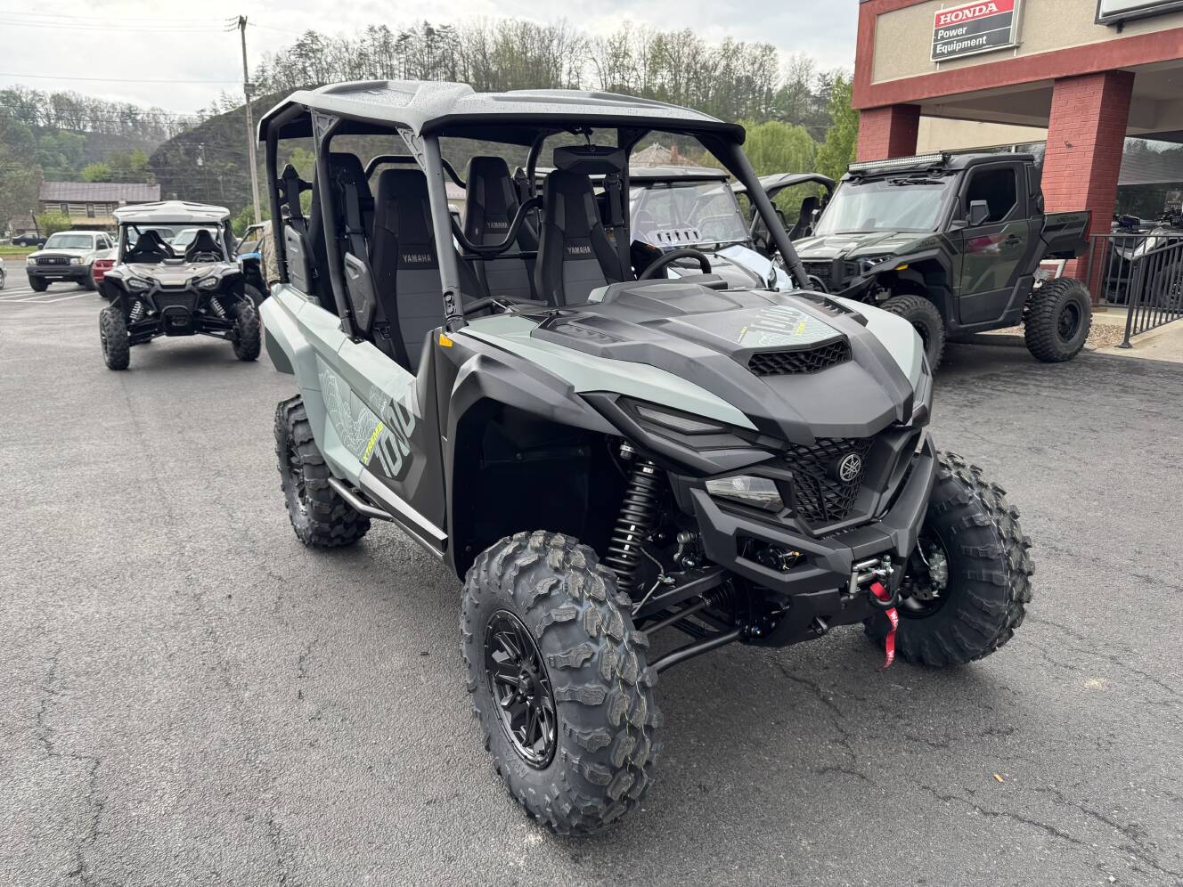 A photo of this 2026 Yamaha Wolverine RMAX4 1000 Compact XT-R