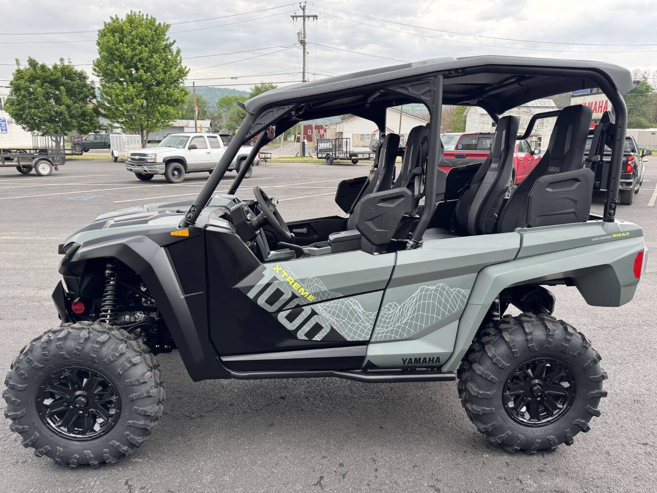 A photo of this 2026 Yamaha Wolverine RMAX4 1000 Compact XT-R