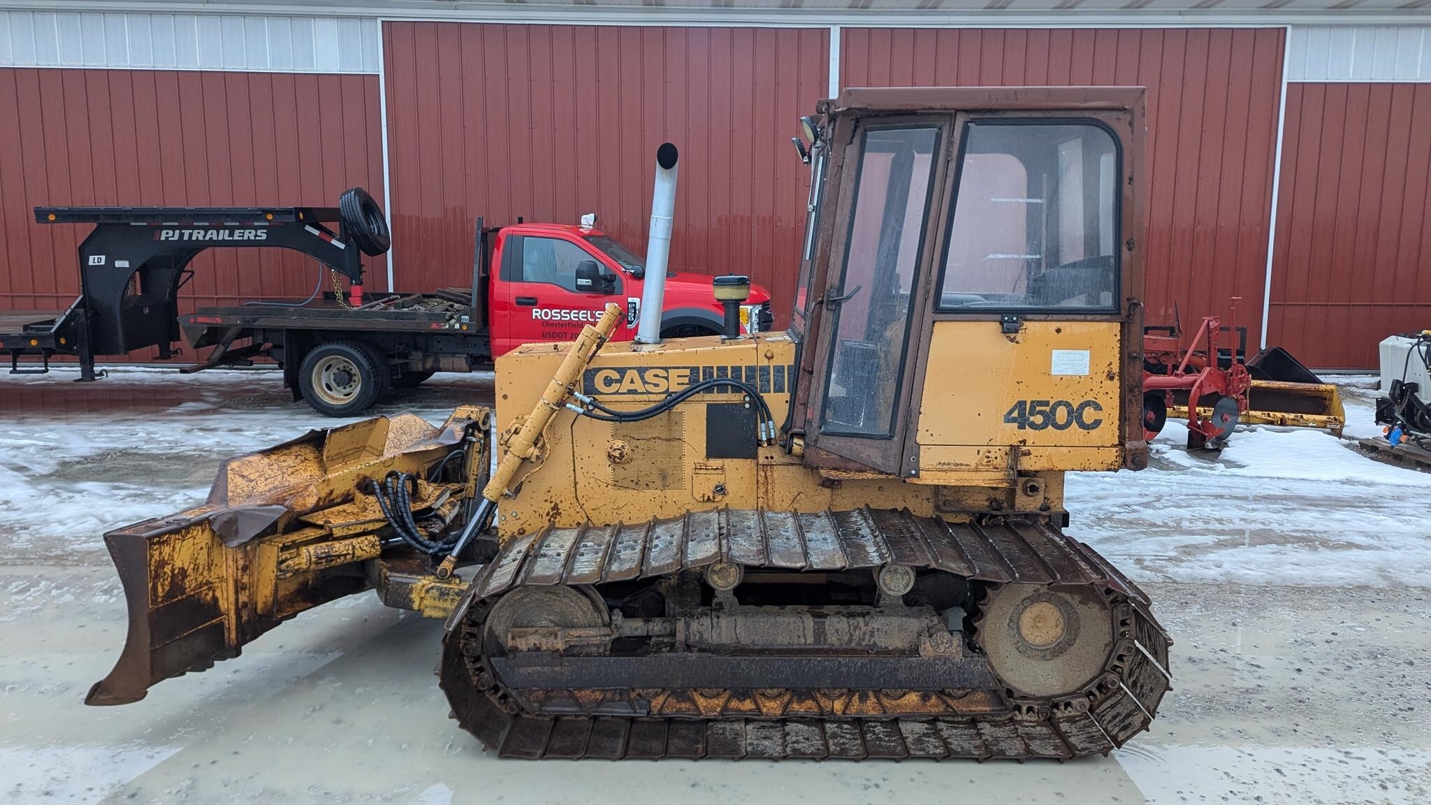 1983 CASE 450C in Lenox, MI