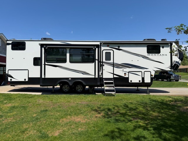 2021 Keystone MONTANA HIGH COUNTRY 351BH RV