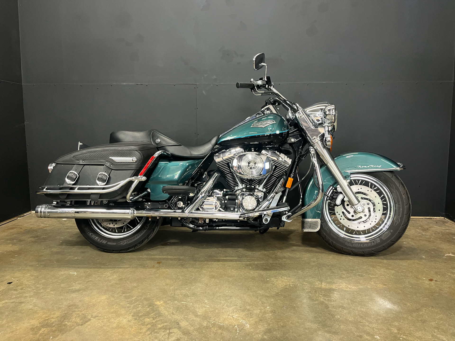 2001 Harley-Davidson FLHRCI Road King® Classic CLASSIC in Gaithersburg, MD