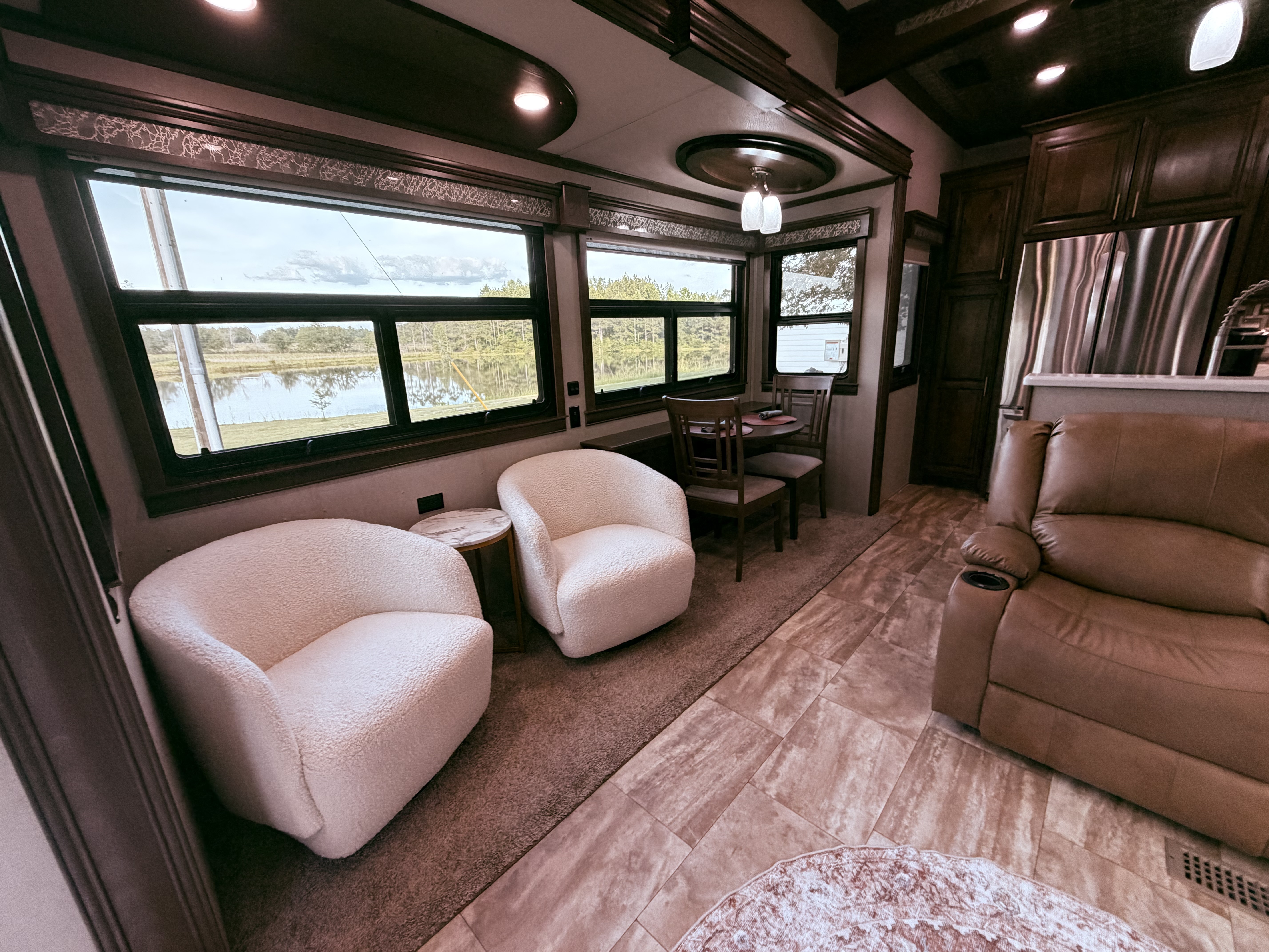 2019 Forest River RIVERSTONE LUXURY in lyons GA