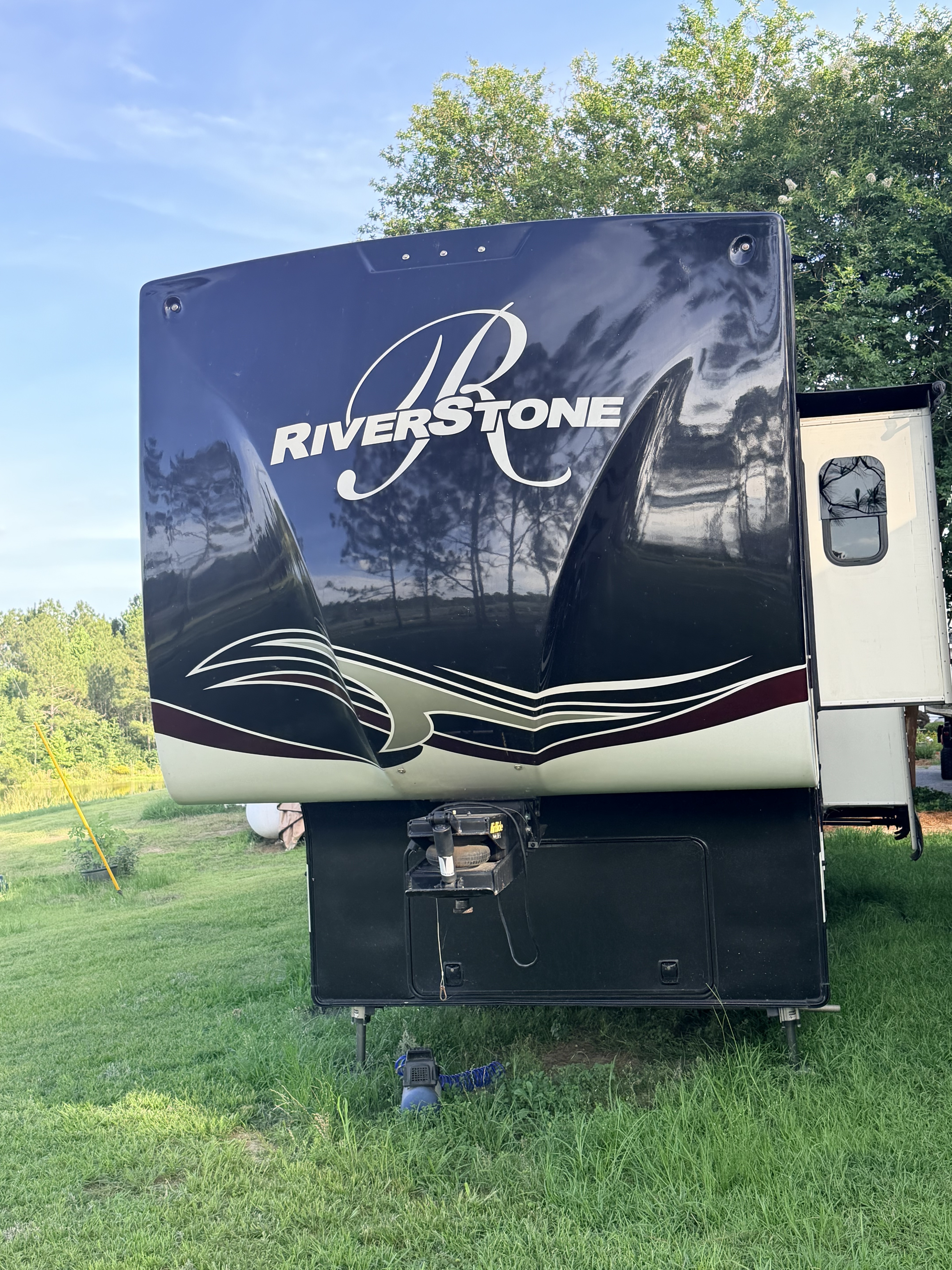 2019 Forest River RIVERSTONE LUXURY RV