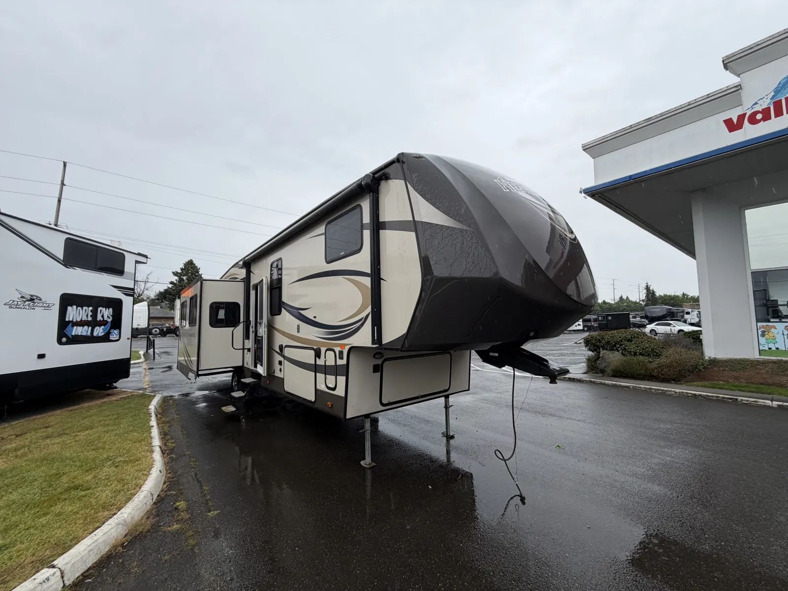 2015 Forest River Salem Hemisphere 327RE RV