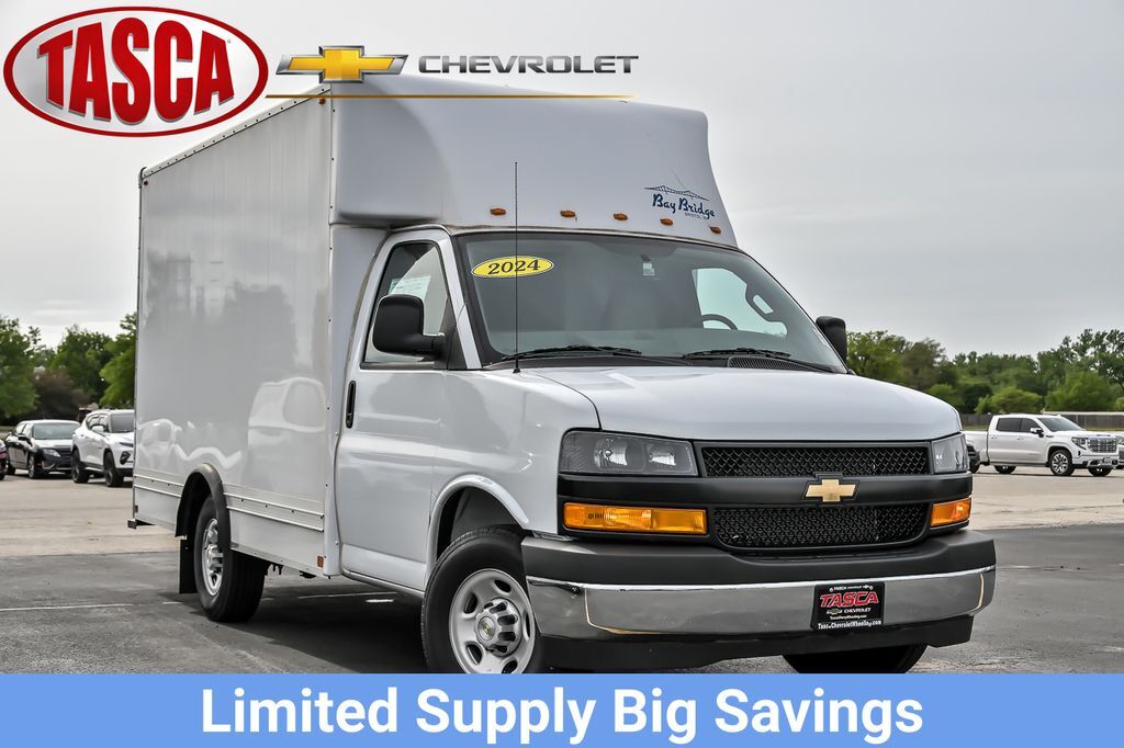 2024 CHEVROLET Express 3500 in Wheeling, IL