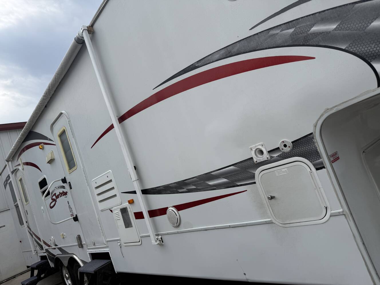 A photo of this 2009 K-Z SPORTSMEN SPORTSTER 2910