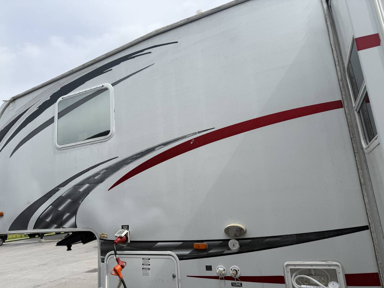 A photo of this 2009 K-Z SPORTSMEN SPORTSTER 2910