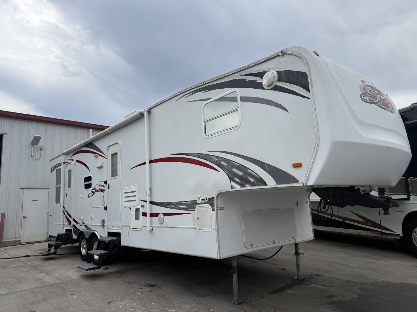 A photo of this 2009 K-Z SPORTSMEN SPORTSTER 2910