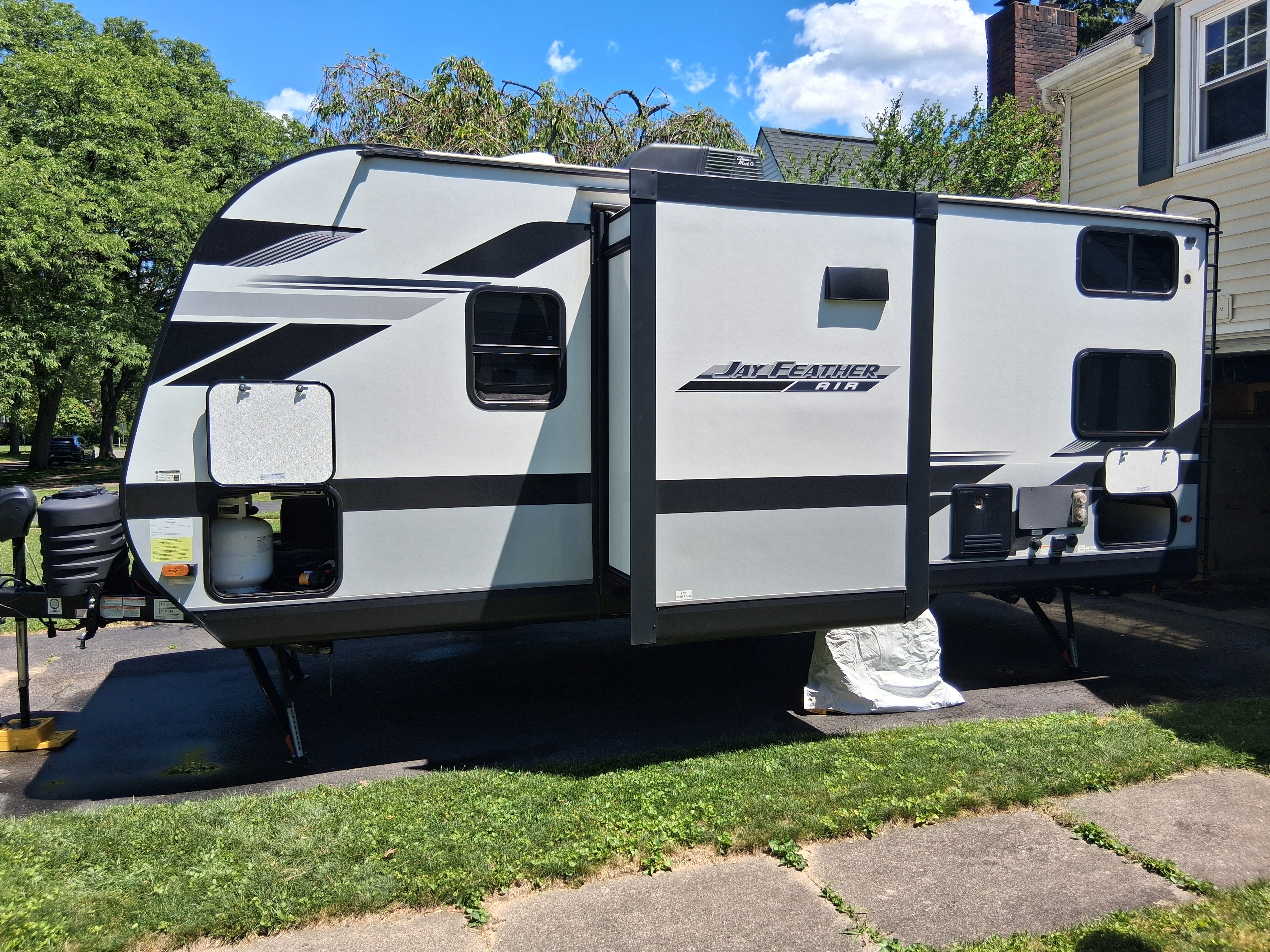 2025 Jayco JAY FEATHER AIR 18MBH RV