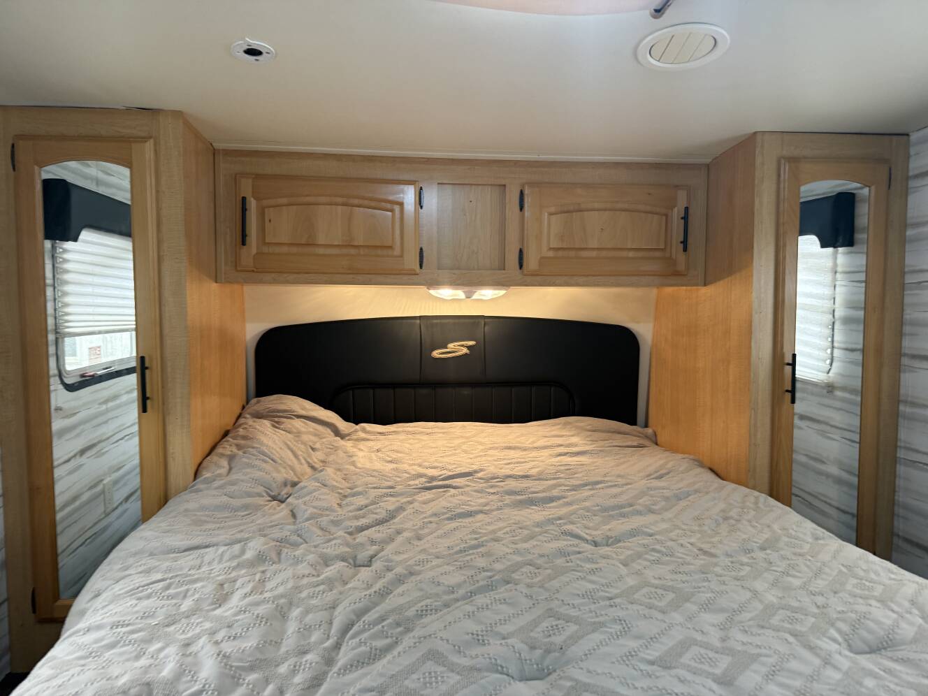 A photo of this 2009 K-Z SPORTSMEN SPORTSTER 2910