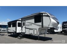 Smoothest-Towing Fifth Wheels Under 0K image