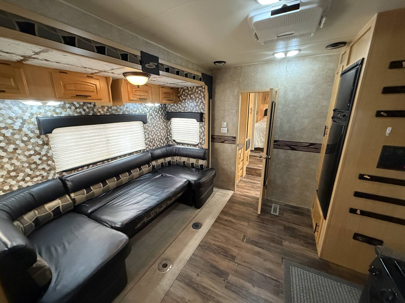 A photo of this 2009 K-Z SPORTSMEN SPORTSTER 2910