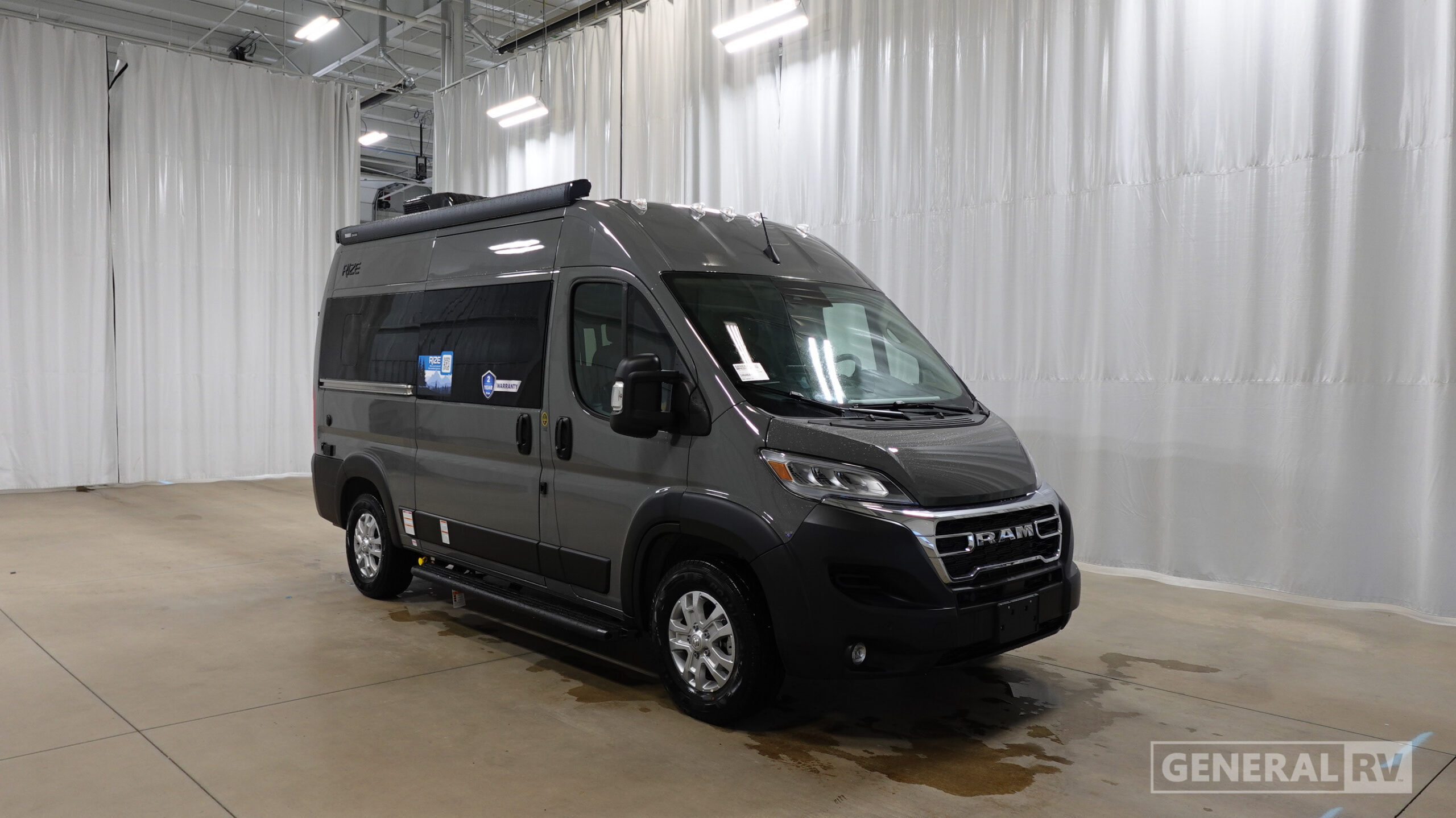 2027 Thor Motor Coach RIZE SPORT 18Z RV