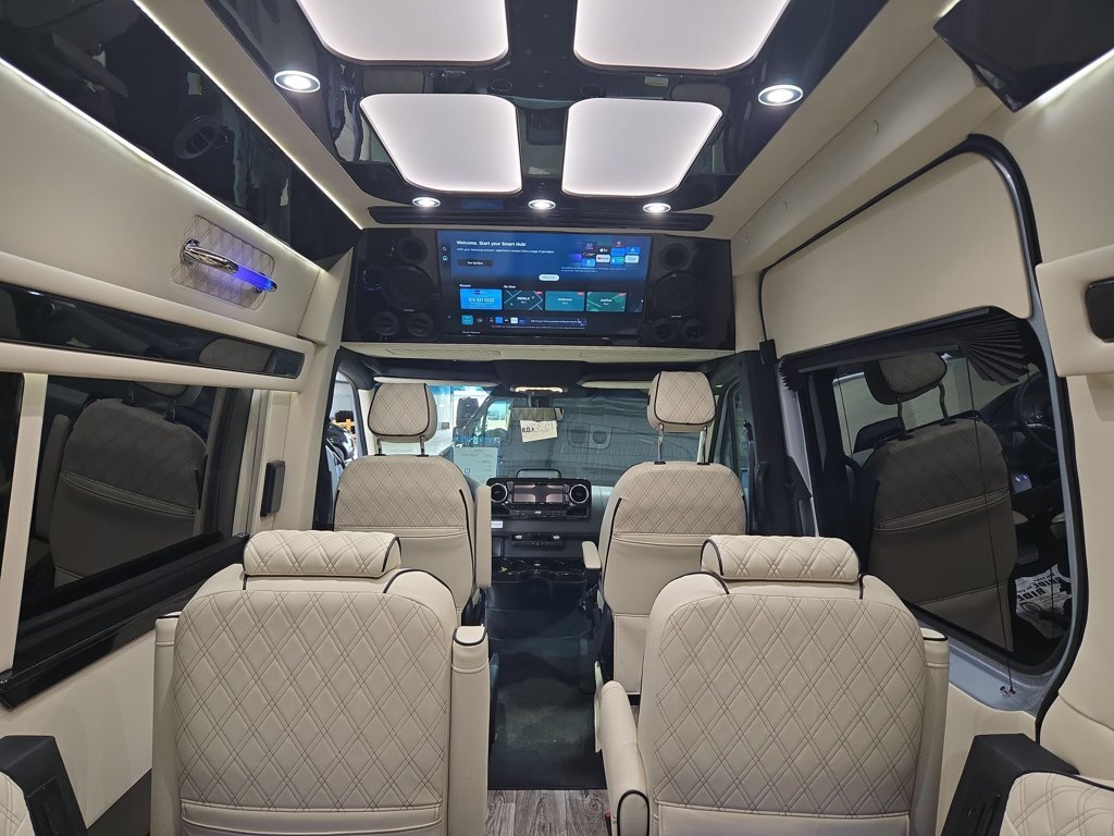 2027 Ultimate Toys CRUISER RV