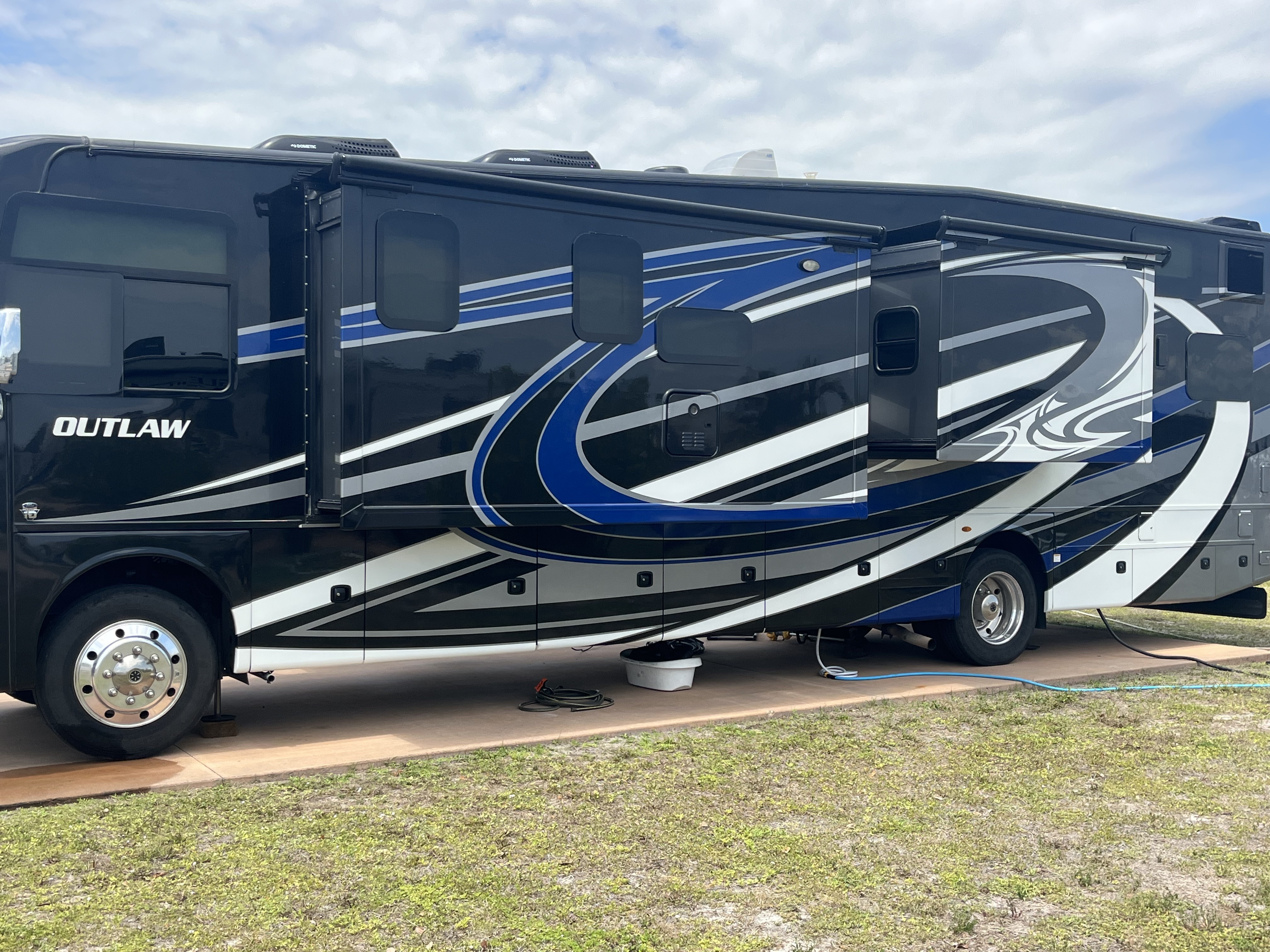 2020 Thor Motor Coach OUTLAW 38KB in rockingham VT