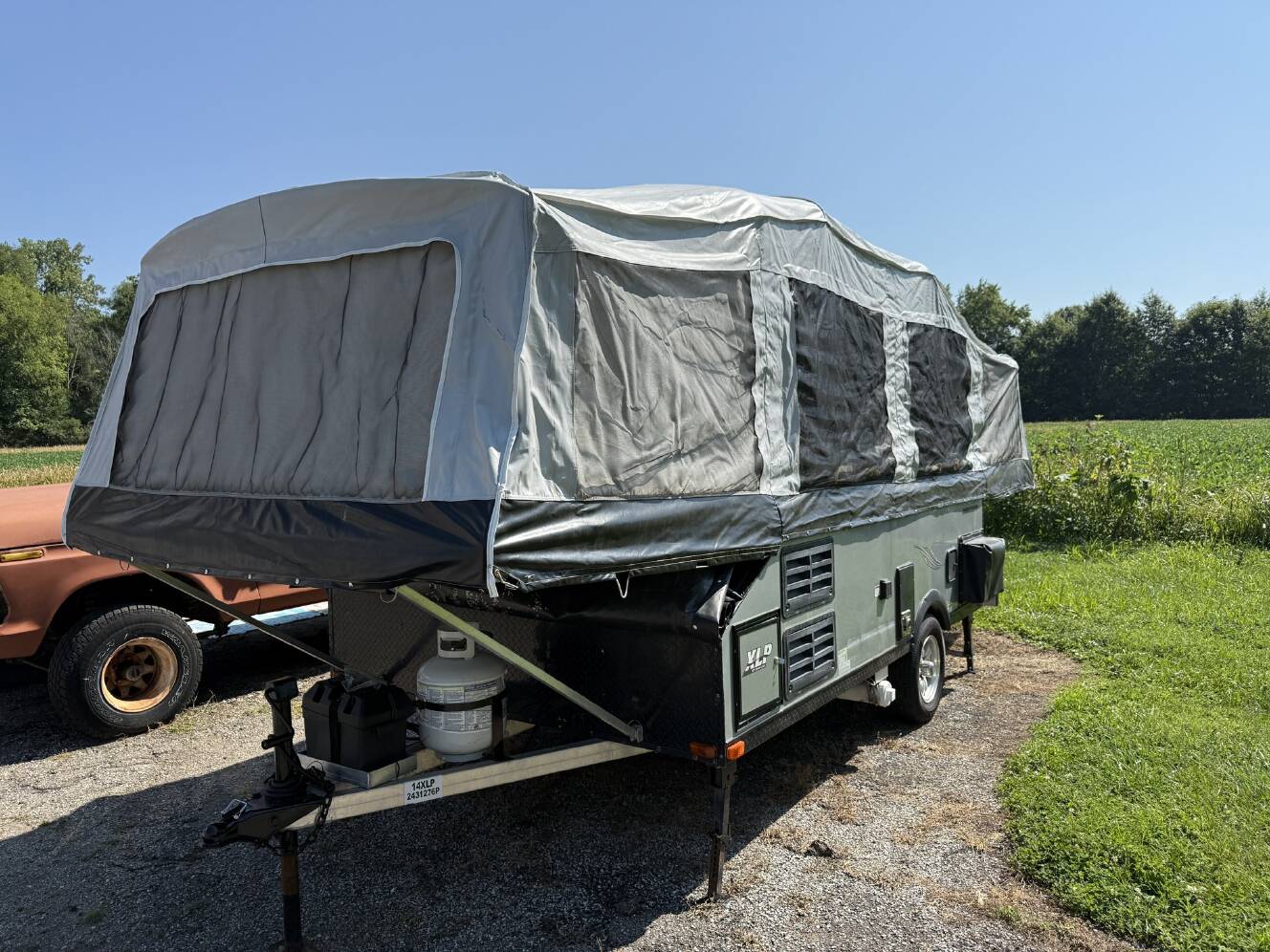 A photo of this 2017 Livin' Lite QUICKSILVER 14XLP