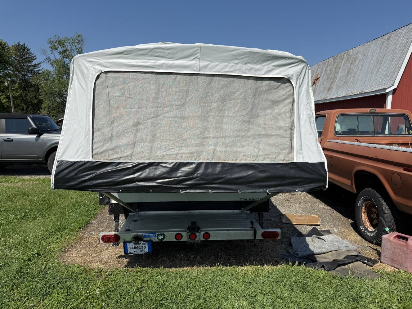 A photo of this 2017 Livin' Lite QUICKSILVER 14XLP