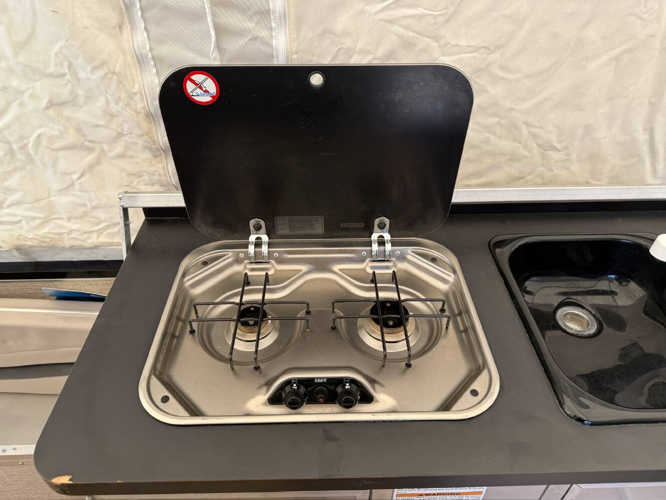 A photo of this 2017 Livin' Lite QUICKSILVER 14XLP