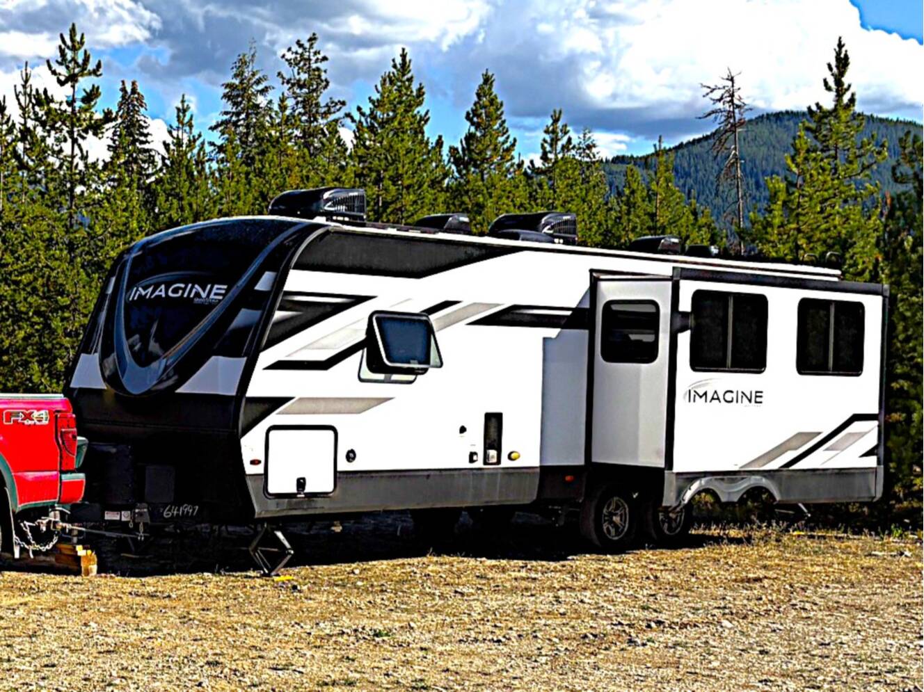 A photo of this 2023 Grand Design IMAGINE 2670MK