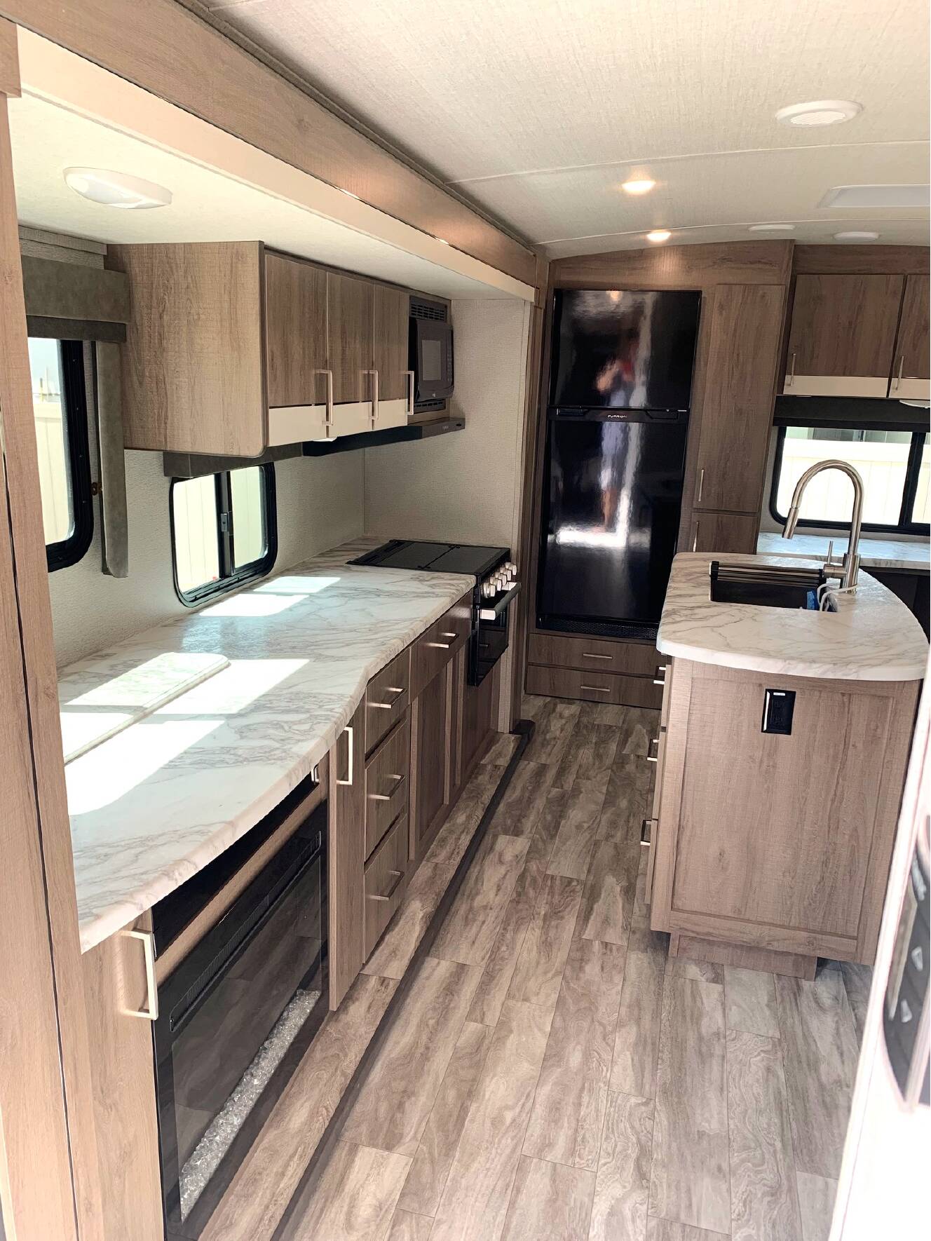 A photo of this 2023 Grand Design IMAGINE 2670MK