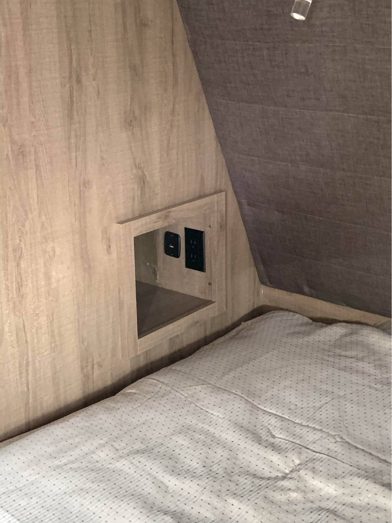 A photo of this 2023 Grand Design IMAGINE 2670MK