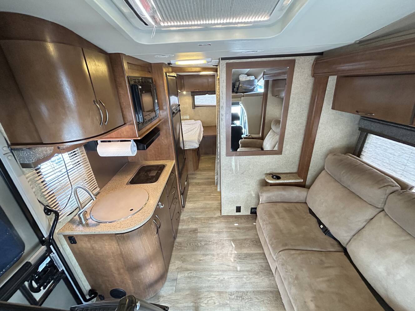 A photo of this 2014 Thor Motor Coach citation 24s