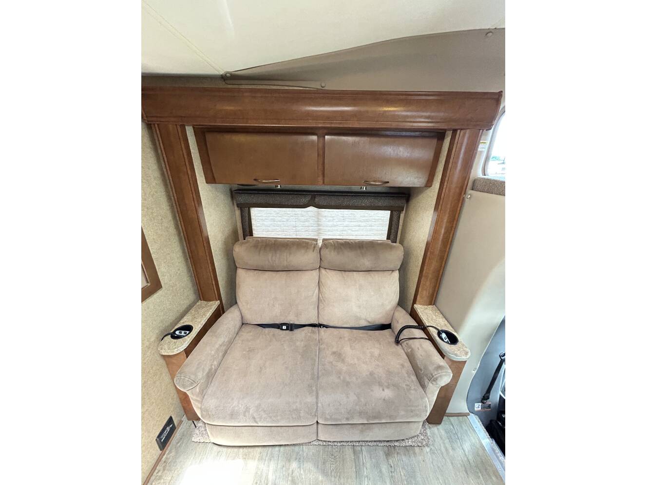 A photo of this 2014 Thor Motor Coach citation 24s