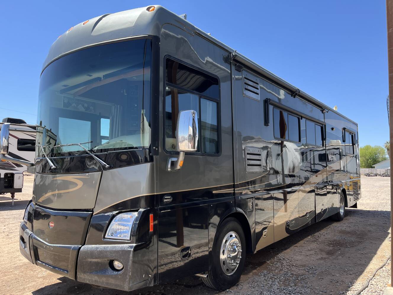 A photo of this 2007 Winnebago Vectra 40TD