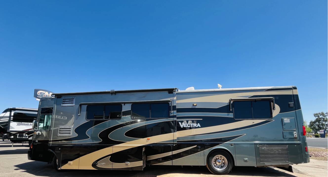 A photo of this 2007 Winnebago Vectra 40TD