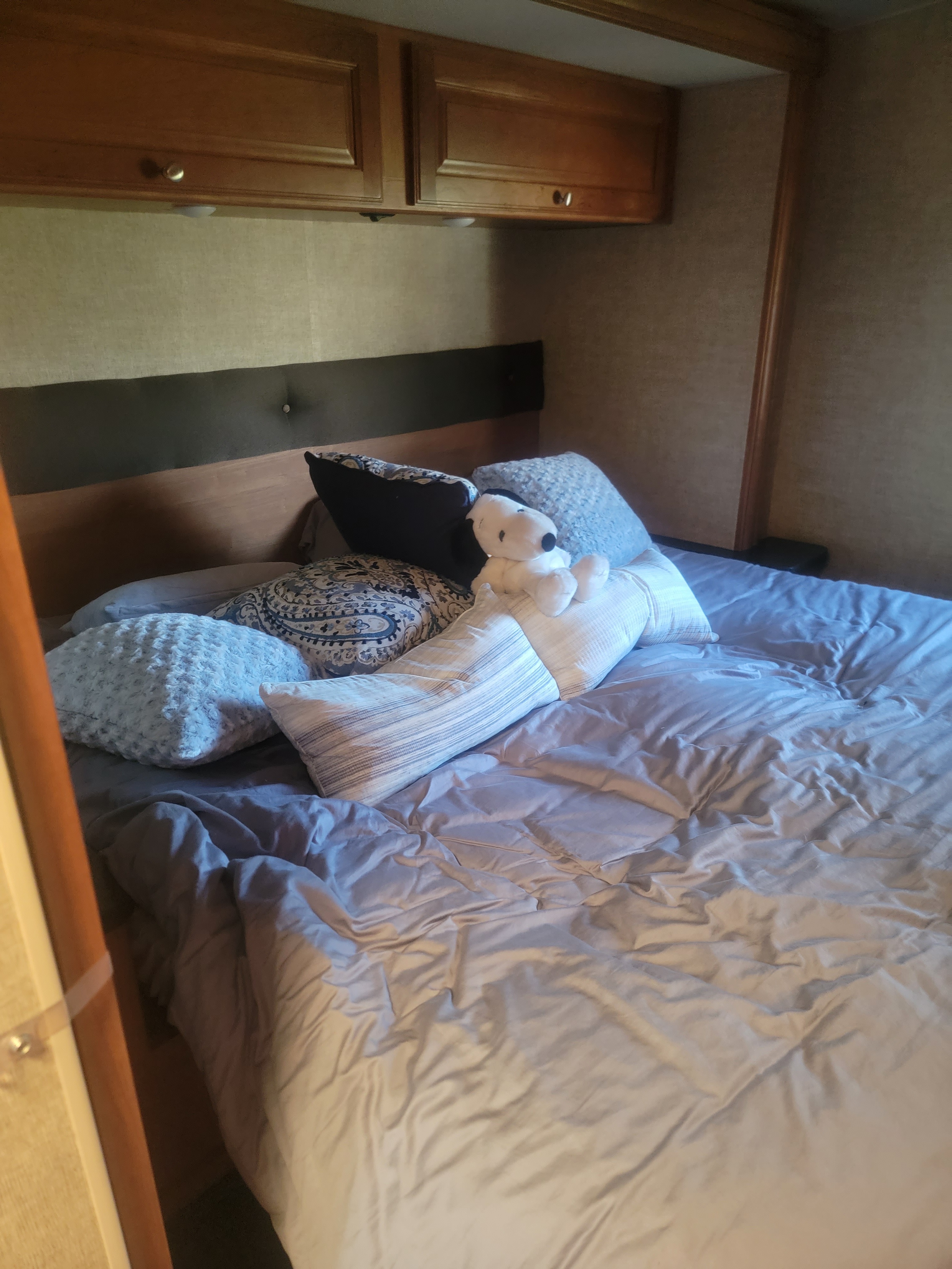 2017 Winnebago VISTA 33T in covina CA