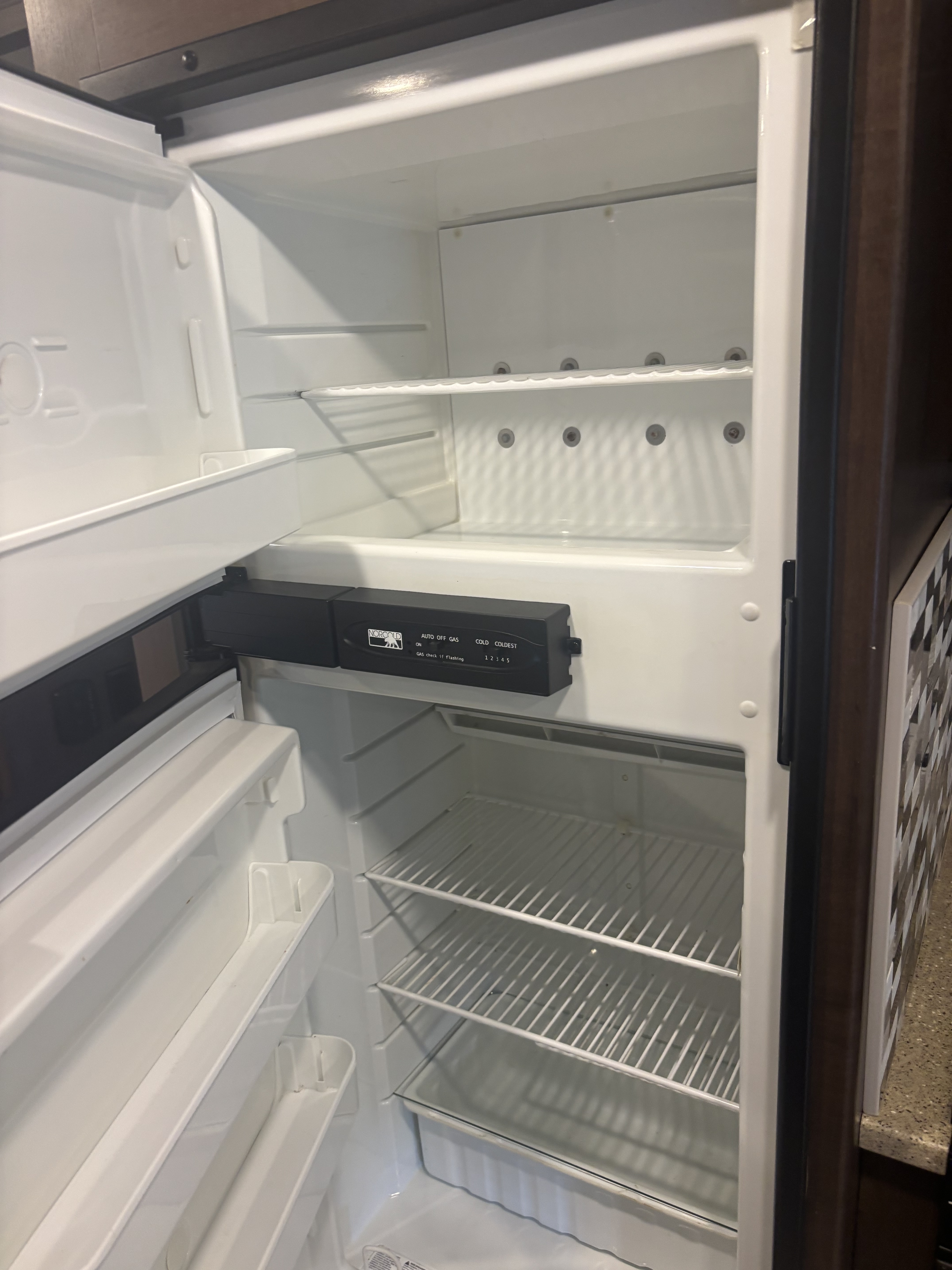 2017 Thor Motor Coach HURRICANE 29M RV