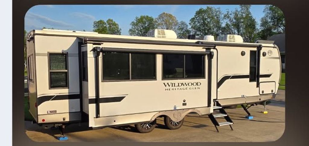 2025 Forest River Wildwood Heritage Glen 271RL in ravenna OH