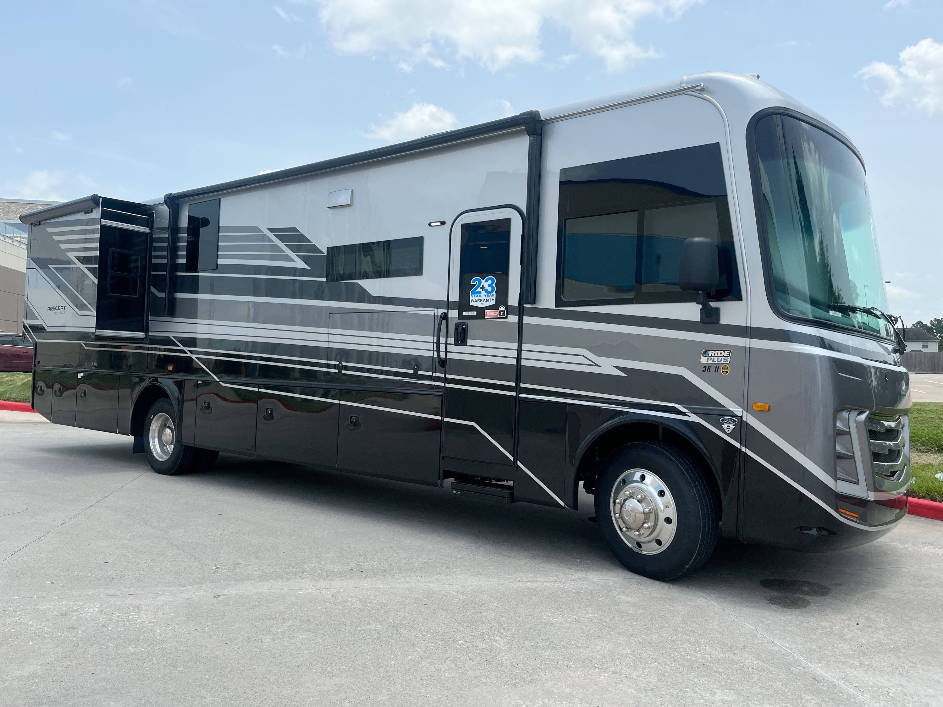 2027 Jayco PRECEPT PRESTIGE 36U in spring TX
